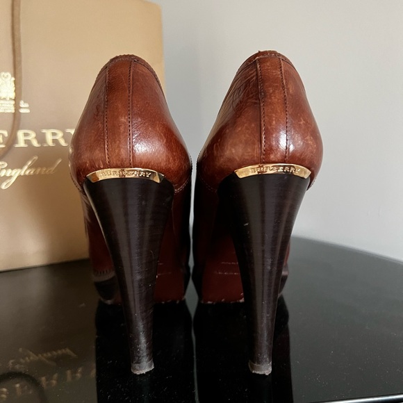 Not new but very good condition high heel shoes - Picture 7 of 7